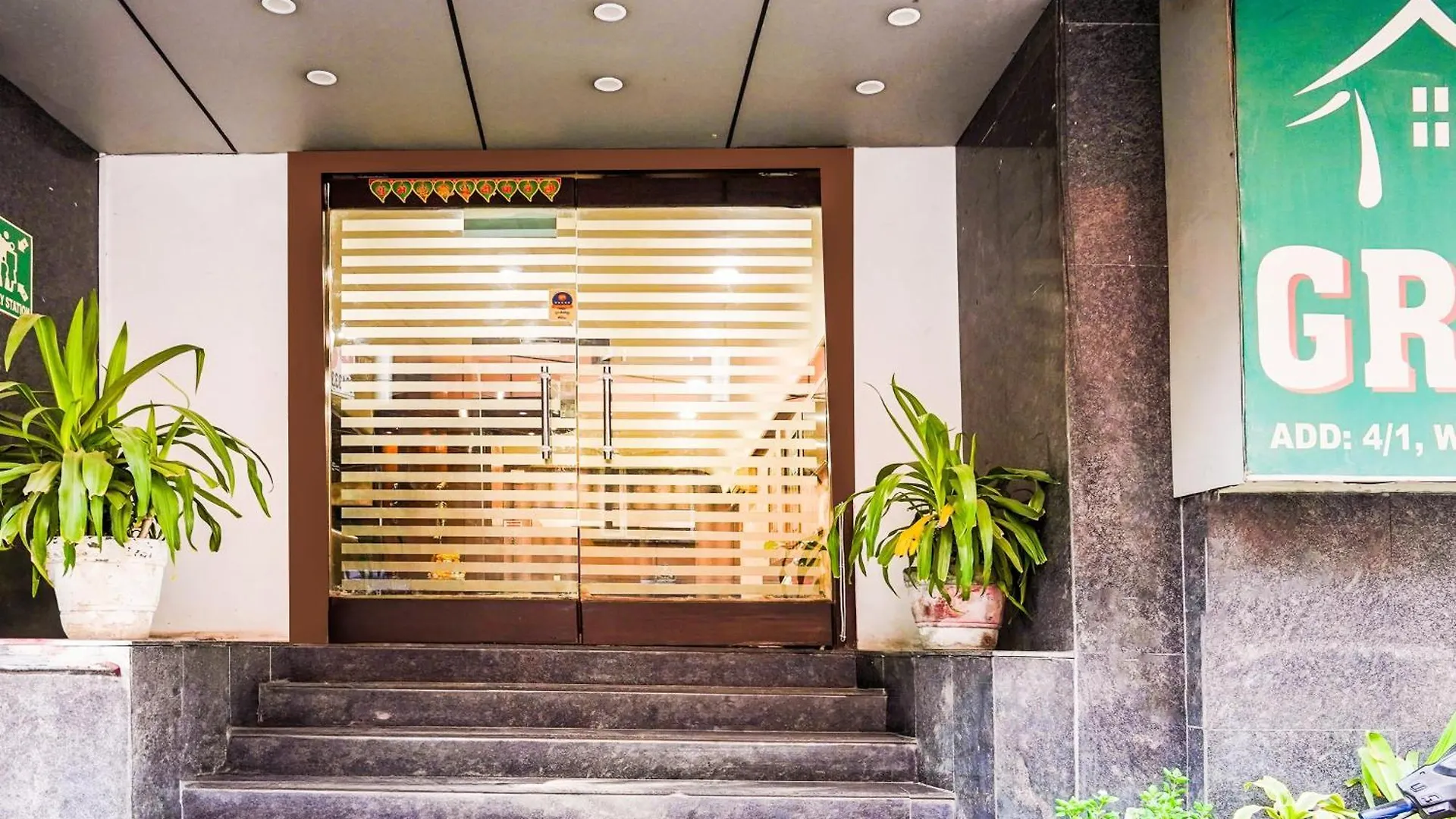 Hotel O Grand Peepal Delhi  India