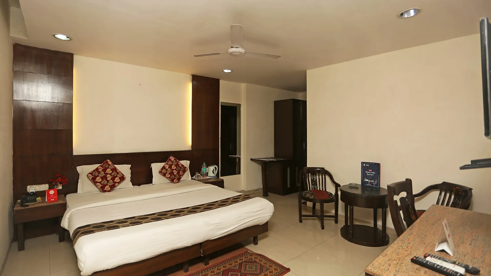 Hotel O Grand Peepal Delhi