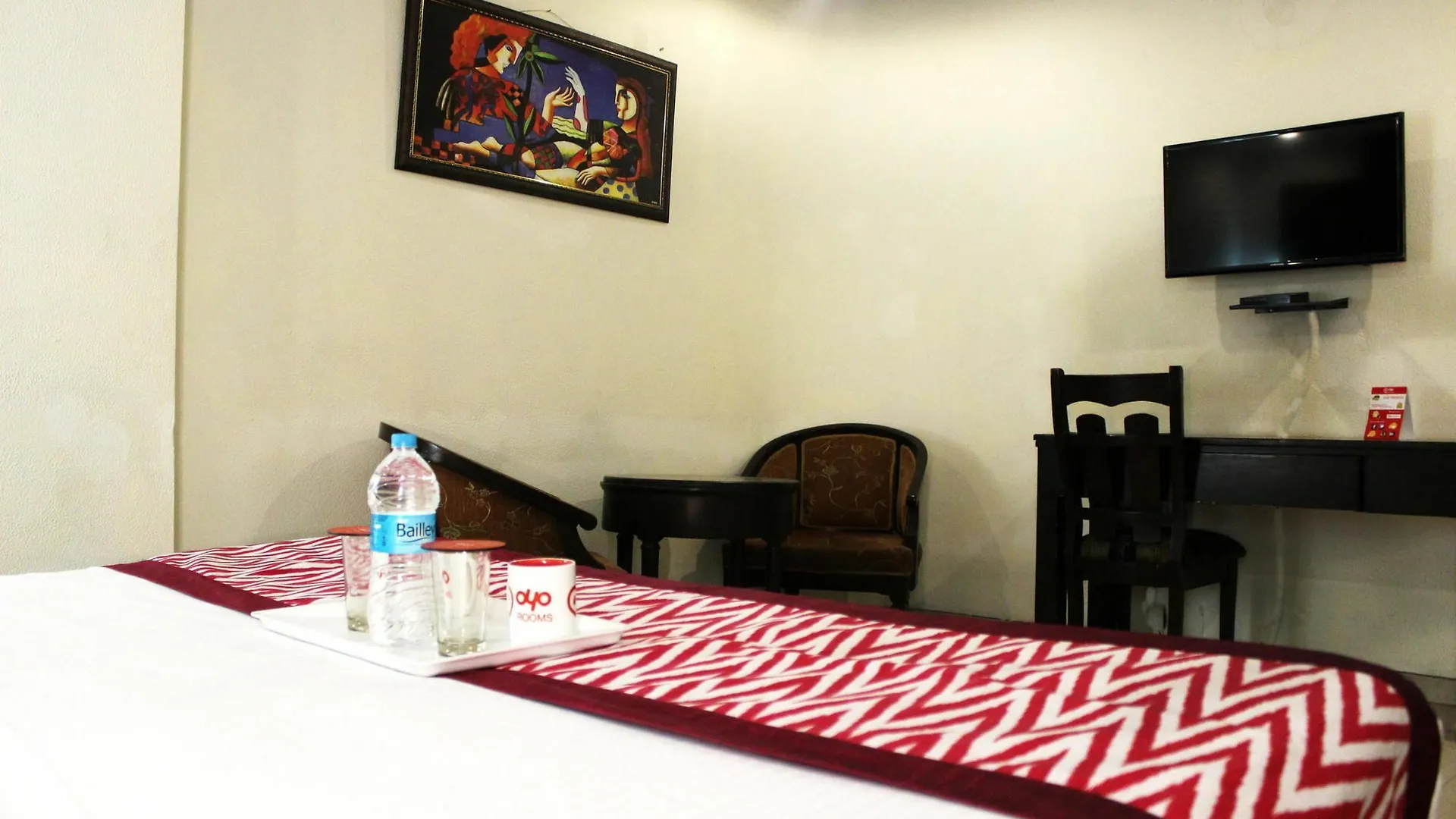 Hotel O Grand Peepal Delhi